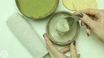 DIY Moringa Oil and Clay Face Mask: A 10-Minute Recipe